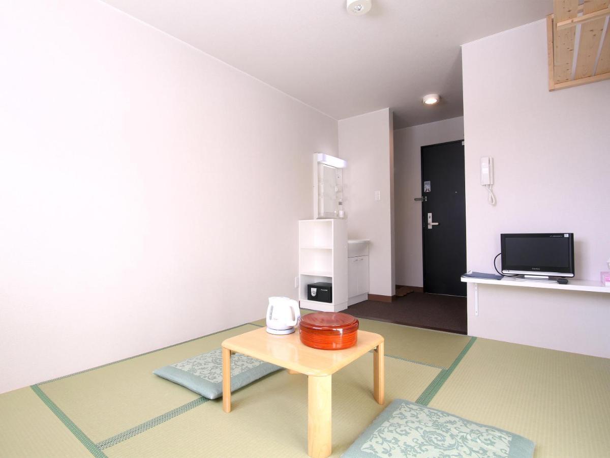 ลอดจ์ โกโรปกกูรุ Hotel โอมาการิ ภายนอก รูปภาพ