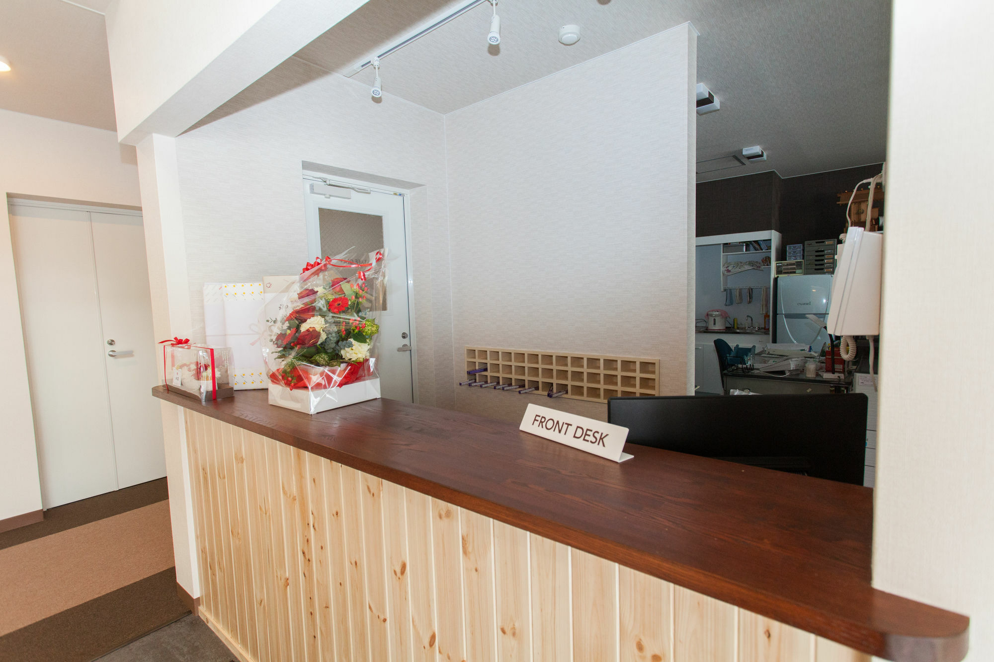 ลอดจ์ โกโรปกกูรุ Hotel โอมาการิ ภายนอก รูปภาพ